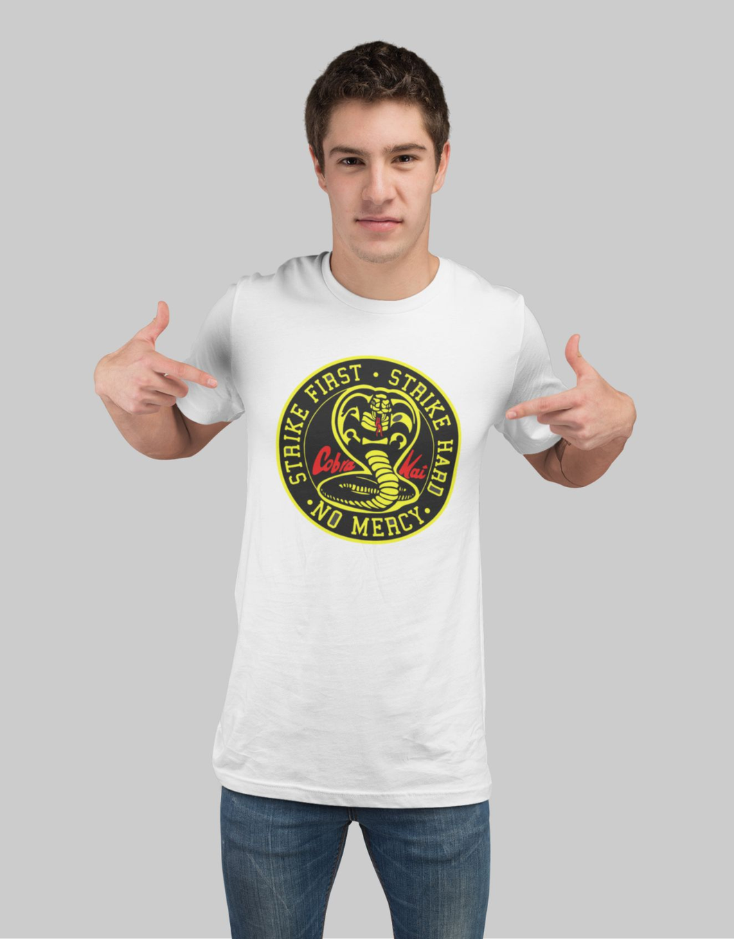 Polera Cobra Kai